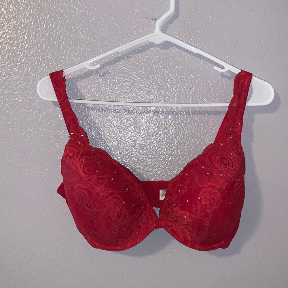 Delicates Sexy Sequined Red Lace Padded Bra 38D